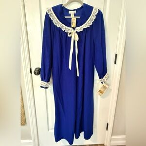 NWT Vintage Komar Royal Blue with Lace Nightgown - Made in USA - Minor Flaw - M
